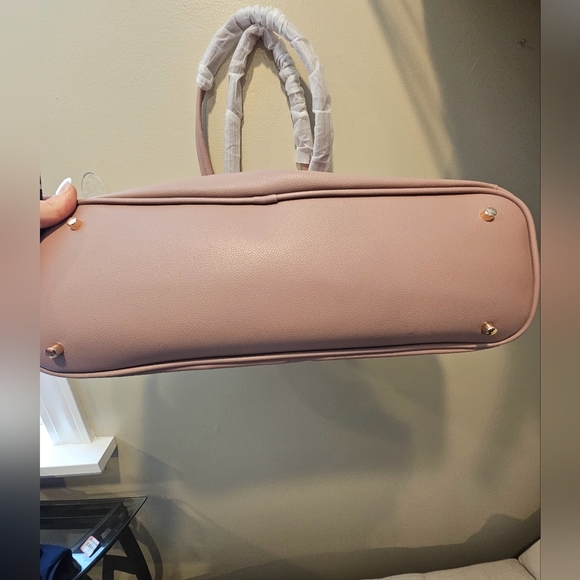 NWT pink laptop bag - Picture 13 of 14